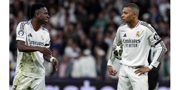 O Real Madrid perdeu dois jogos consecutivos da Liga dos Campeões para o Arsenal O Real Madrid perdeu dois jogos consecutivos da Liga dos Campeões para o Arsenal